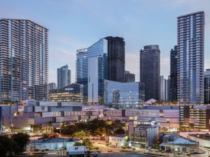 88 SW 7th St - Florida - Miami - 33130