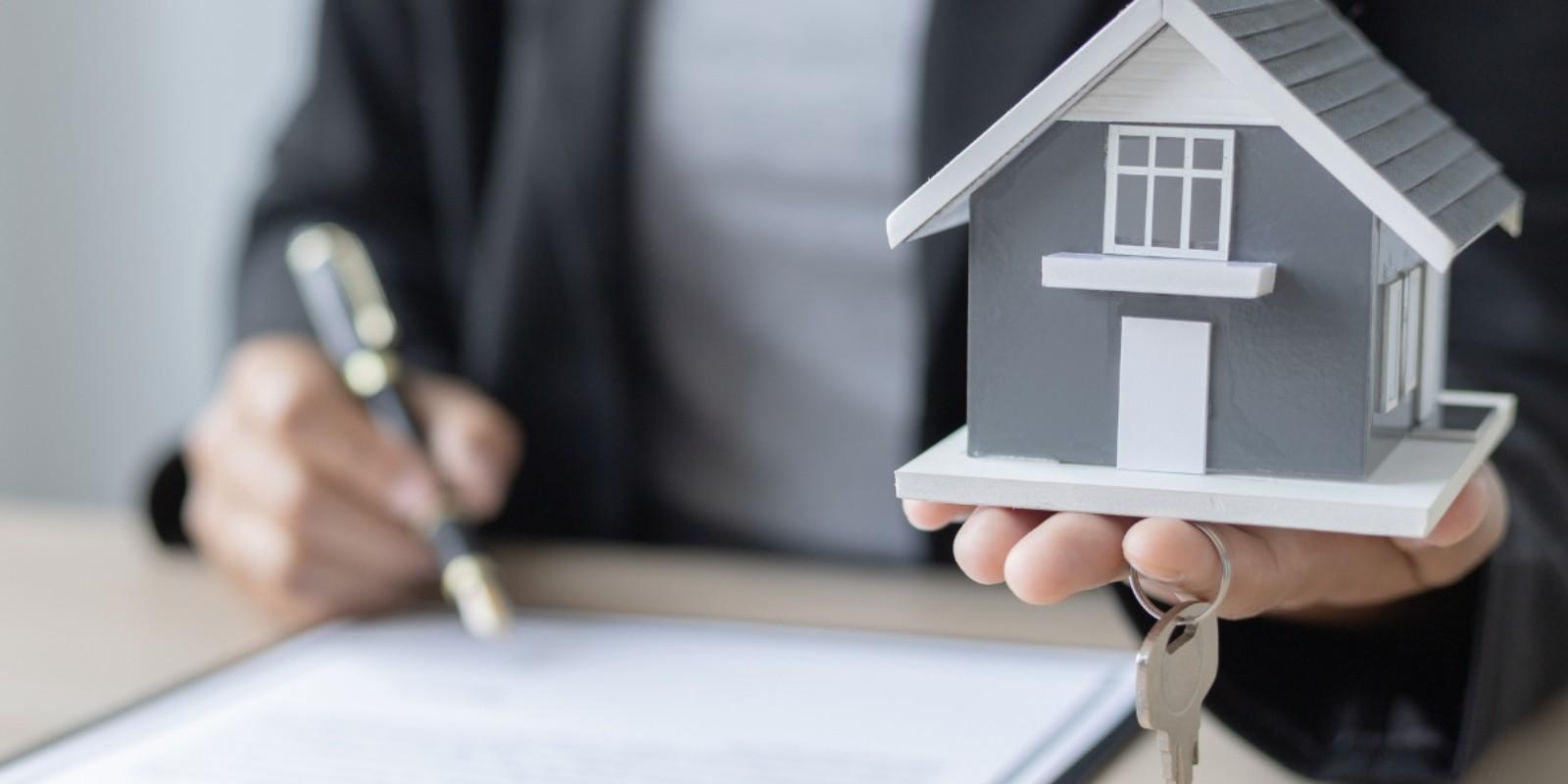 NAVEGANDO LOS REQUISITOS DE LIQUIDEZ PARA PRÉSTAMOS HIPOTECARIOS EN LA FLORIDA. 